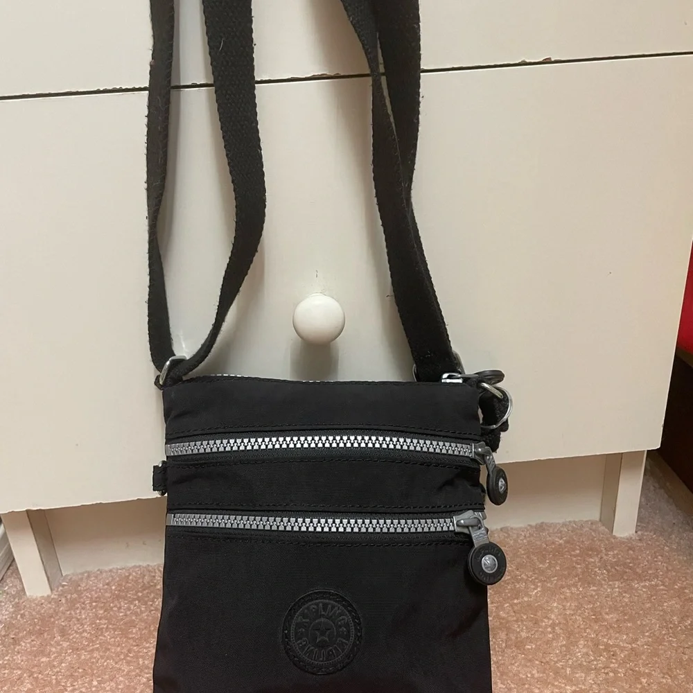 Kipling Black Messenger Bag with Silver Accents - Picture 7 of 8